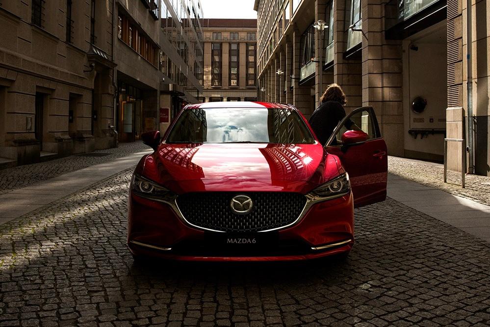 MAZDA 6